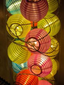 Maisons d'hotes Love-room Discret 40 m2 Bormes les mimosas village avec Terrasse : photos des chambres