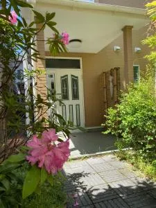 山科站 金閣 - Shinomiya