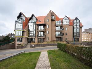 Apartment in De Panne near the Beach