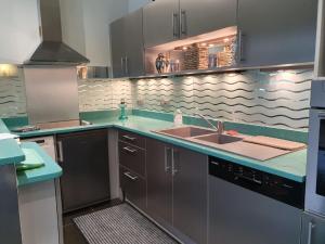 Maisons de vacances Village House in France with Private Pool : photos des chambres