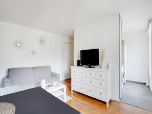 Fully equipped modern studio -2P- Levallois-Perret
