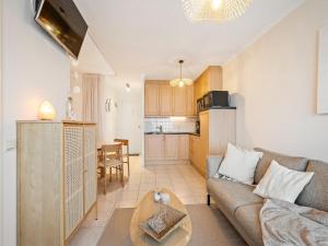 Appealing apartment with sea-view