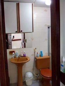 Apto de frente praia Atalaia Pará