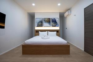 Mango Hill Residence