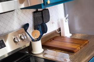 Havana Hideaway 3BR Home with Private Pool and Dedicated Office