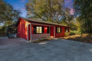 Havana Hideaway 3BR Home with Private Pool and Dedicated Office - Casa Cola