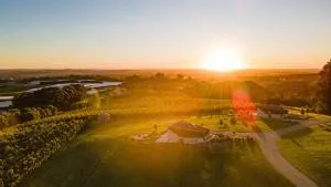 Drifter Studio at Basalt Luxury Accommodation - Orange