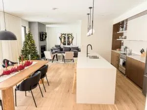 Ostrya Luxury Condo, Steps from the Slopes! - 蒙特朗布朗