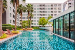 Elio Del Ray BTS Punnawithi