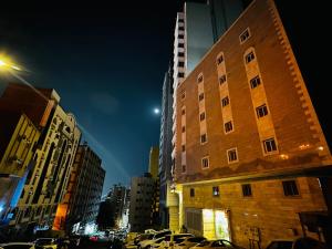 أثير الشعب للشقق والغرف المفروشة توصيل مجاني للحرم - Ather Al Shaab Rooms and Apartments Free shuttle service to the Haram