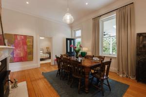 Bonnie Blink - Historic 1874 Home with Bush Views