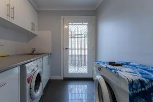 Resort Experience - Pool, BBQ, Games for family