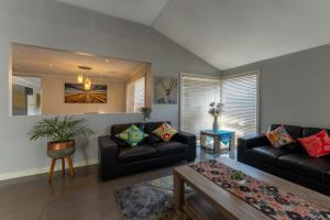 Resort Experience - Pool, BBQ, Games for family