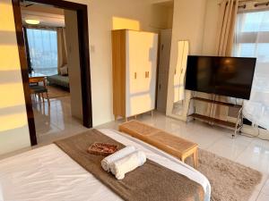 Cozy Panoramic View Unit