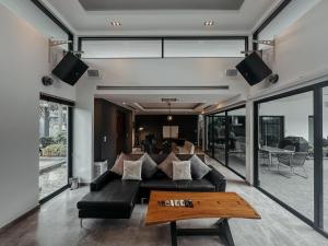 Tropical Haven 4 Bedroom Pool Villa