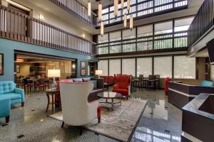 Heritage Inn & Suites The Woodlands, Trademark by Wyndham