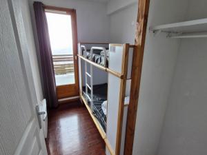 Appartements Appartement spacieux avec terrasse et garage, acces piscine - FR-1-814-88 : photos des chambres