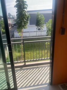 NOMAD HOSTEL KRABI AND TRAVEl