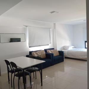 Depto con cochera, luminoso y vista abierta