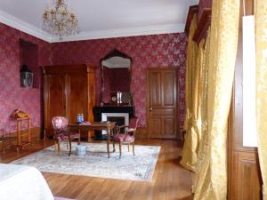 B&B / Chambres d'hotes Chateau d'Urbilhac : photos des chambres