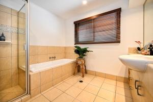 Mudjimba Beachside Luxury