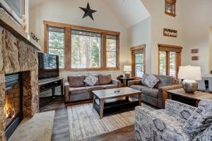 Spacious, Updated Townhome with Private Garage condo