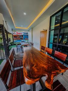 พูลวิลล่าเชียงใหม่ บ้านดำวัวแดง