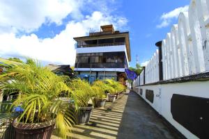 RedDoorz at Amphibi-ko Resort Palawan
