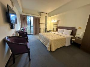 Chian Huei Business Hotel