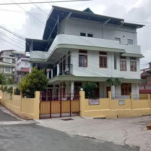 Elba Home Stay - 乞拉朋齐