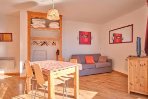 Appartements Les Flocons : photos des chambres