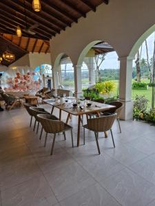 10th Floor 2 Bed Golf Apartment