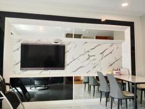 Apartemen grand jati junction