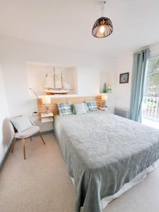 Appartements L-Oceanic - APPARTEMENT VUE MER, 50m DE LA PLAGE, RESIDENCE, TERRAIN DE TENNIS, WIFI : photos des chambres