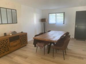 Maisons de vacances Maison de plein pied a Arnage proche du circuit : photos des chambres