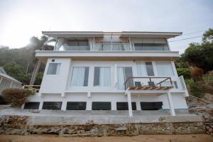 Seashell Village Resort