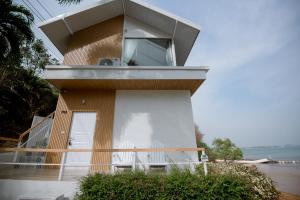 Seashell Village Resort