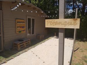 Maisons de vacances studio terrace swimming pool quiet expo park : photos des chambres