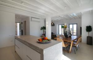Oneiro 4BDR Villa in Antiparos Sirocco Villa