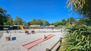 Campings Joli Mobil-Home 3 chambres 34 Siblu La Reserve : photos des chambres
