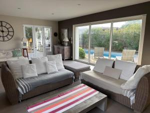 ღ Plein Soleil En Ré Villa Spacieuse avec Piscine & Wifi