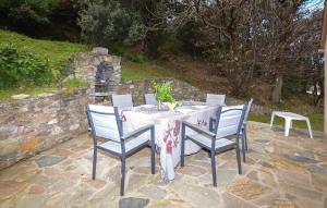 2 Bedroom Beautiful Home In Oletta