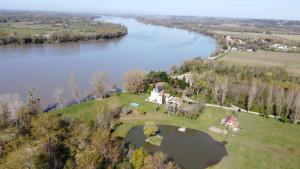 Le Cast'L 4 Coin de paradis en bord de Dordogne