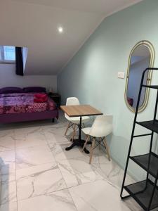 Auberges de jeunesse Hotel Lyonnais : photos des chambres