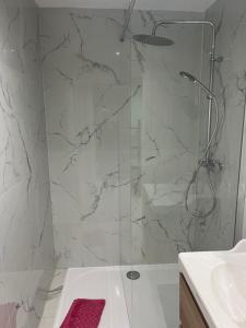 Auberges de jeunesse Hotel Lyonnais : photos des chambres