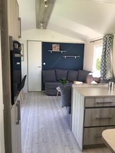 Appartements Mobile home CAMPING LES MATHES 8 personnes : photos des chambres