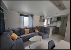 Appartements Mobile home CAMPING LES MATHES 8 personnes : photos des chambres