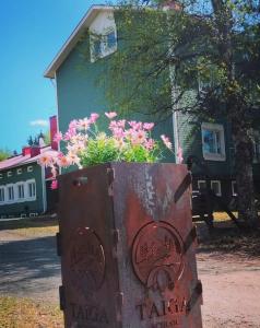 Taigaschool Eco Hotel