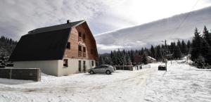Guest House Alpha Ski Camp, Penziony – hostince - Jahorina