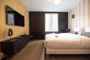 CIA - Triplex in Paris 17th